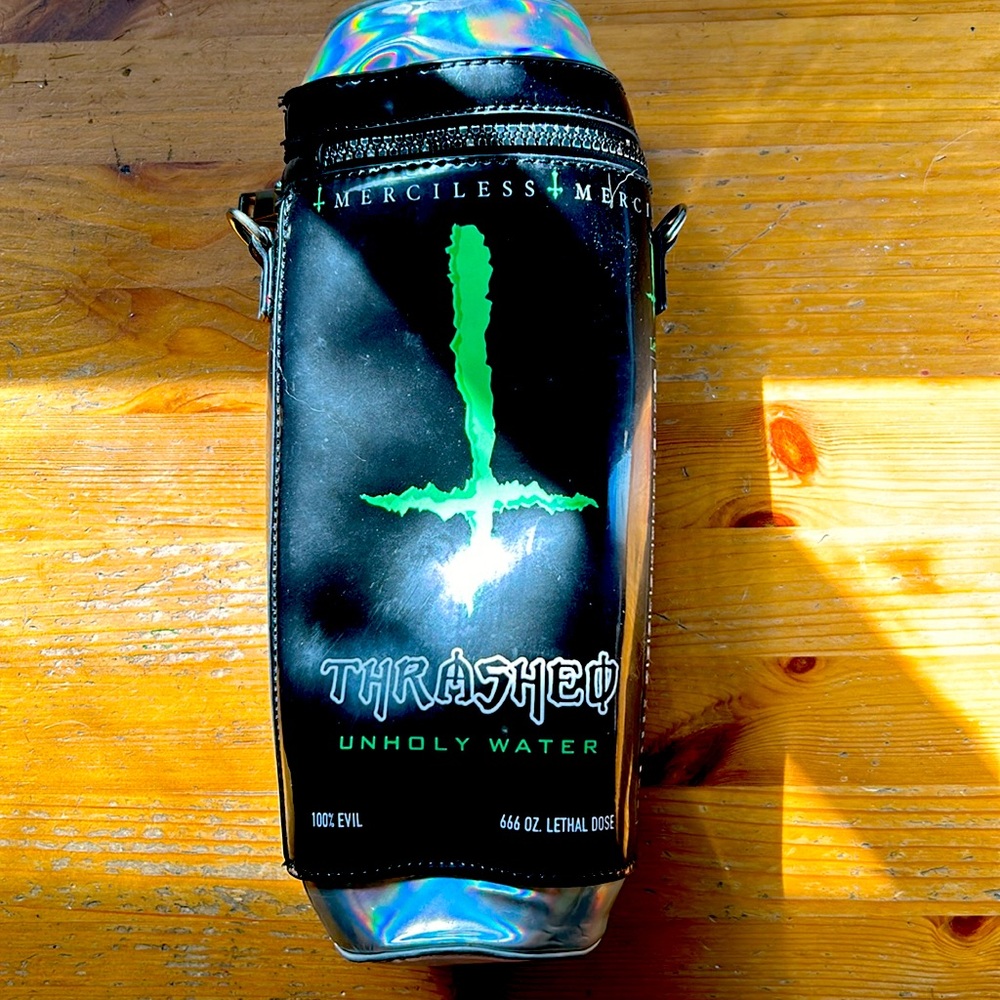 Soda can purse